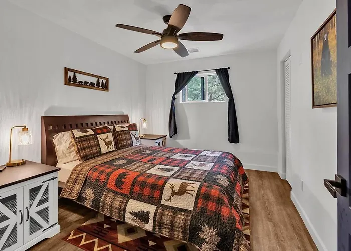 Rainbow Retreat With Hot Tub And Sauna Villa Pinetop-Lakeside