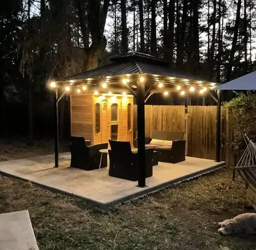 Villa Rainbow Retreat With Hot Tub And Sauna